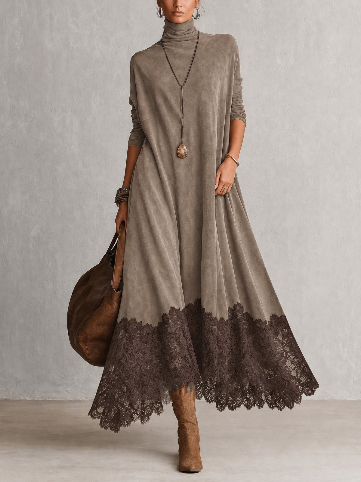 Vestido largo marrón efecto ante con mangas largas y bajo de encaje vintage